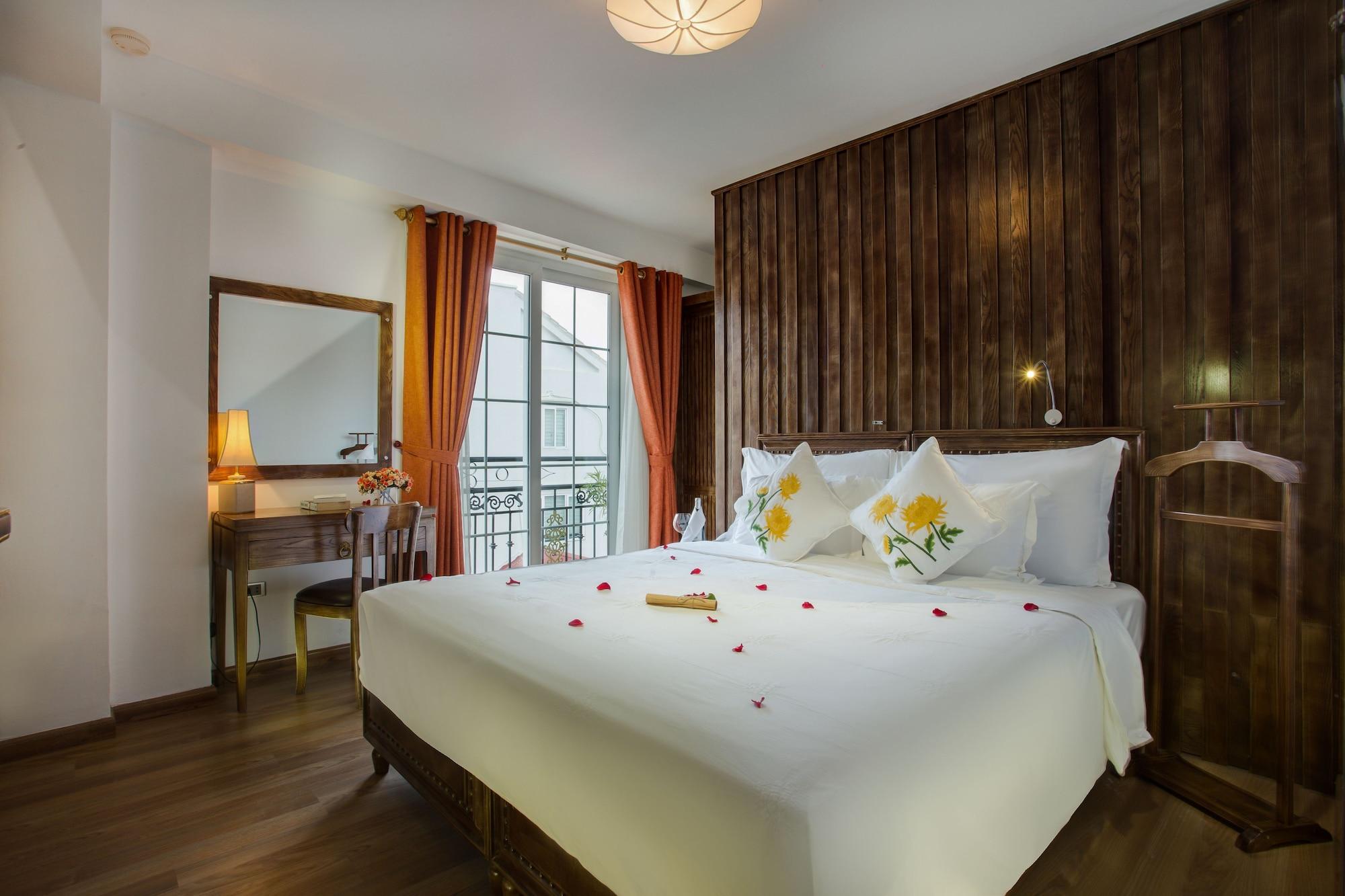โนเบิลแอนด์ สวอน บูทิก โฮเต็ล Hotel ฮานอย ภายนอก รูปภาพ