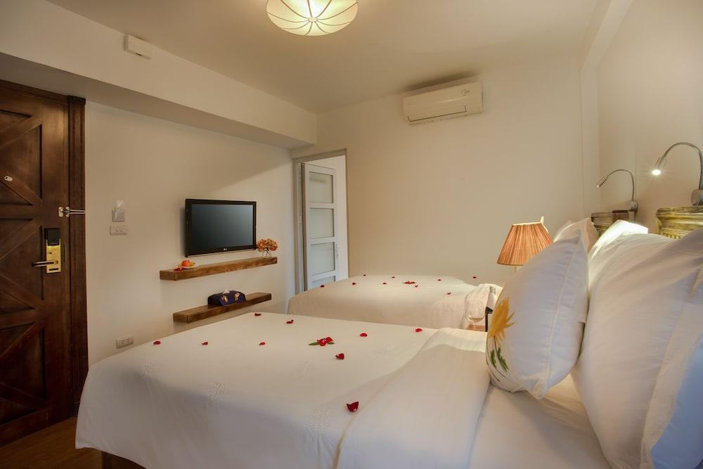 โนเบิลแอนด์ สวอน บูทิก โฮเต็ล Hotel ฮานอย ภายนอก รูปภาพ