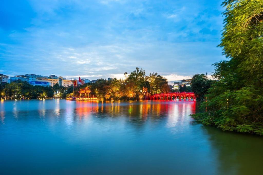 โนเบิลแอนด์ สวอน บูทิก โฮเต็ล Hotel ฮานอย ภายนอก รูปภาพ