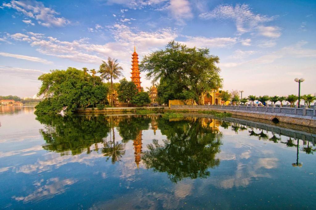 โนเบิลแอนด์ สวอน บูทิก โฮเต็ล Hotel ฮานอย ภายนอก รูปภาพ