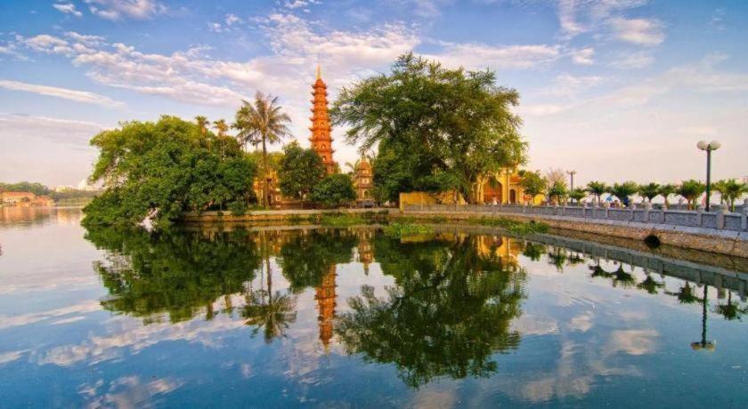 โนเบิลแอนด์ สวอน บูทิก โฮเต็ล Hotel ฮานอย ภายนอก รูปภาพ
